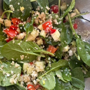 spinach salad with quinoa tomato and cucumber