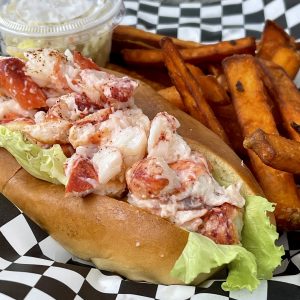 east coast lobster roll